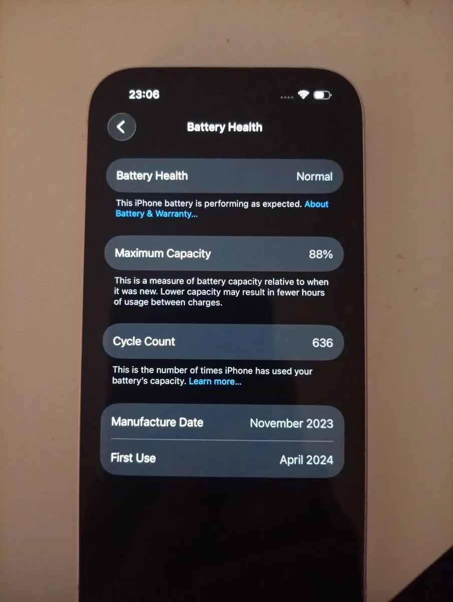 iPhone 15 , 256 GB pink 🩷 - Image 4