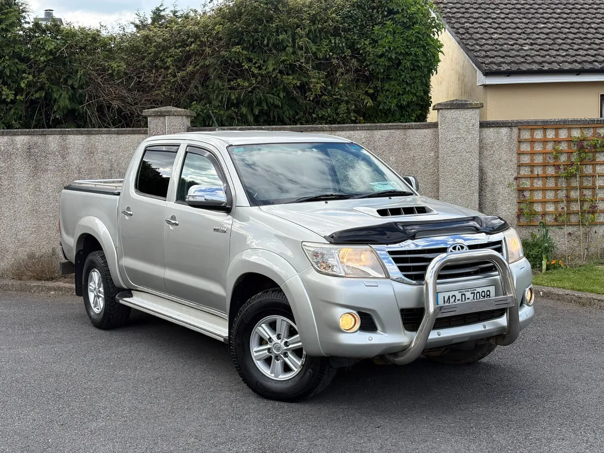 Toyota Hilux 3.0 D4D MANUAL 2014 - Image 1