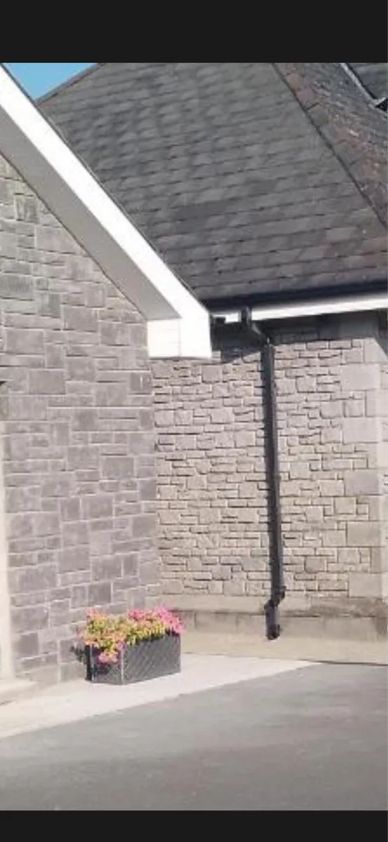 Wanted bradstone needed asap if anyone had any - Image 2