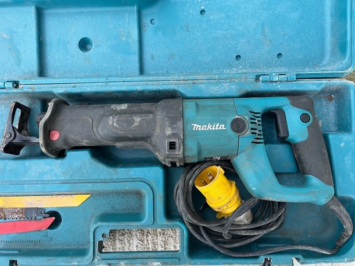 makita Recipro saw - Image 2
