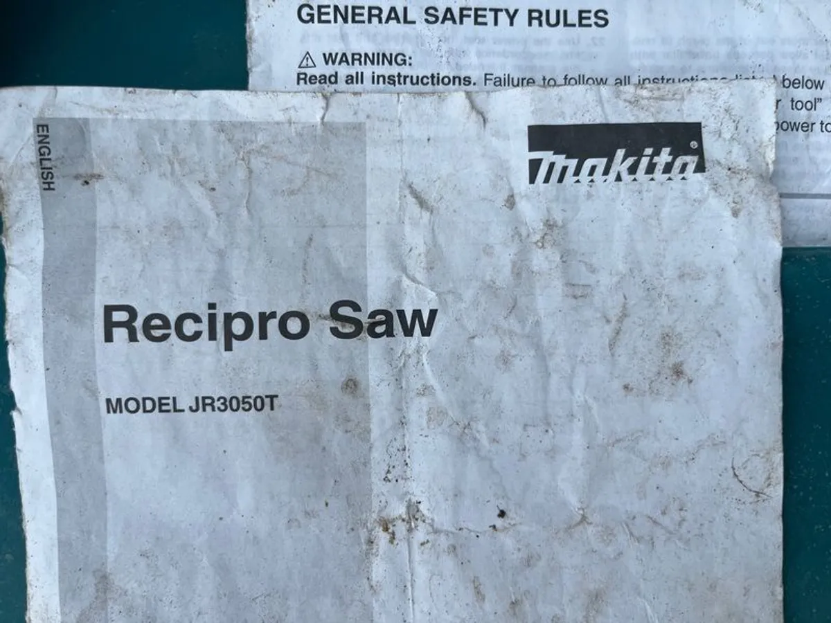 makita Recipro saw - Image 4