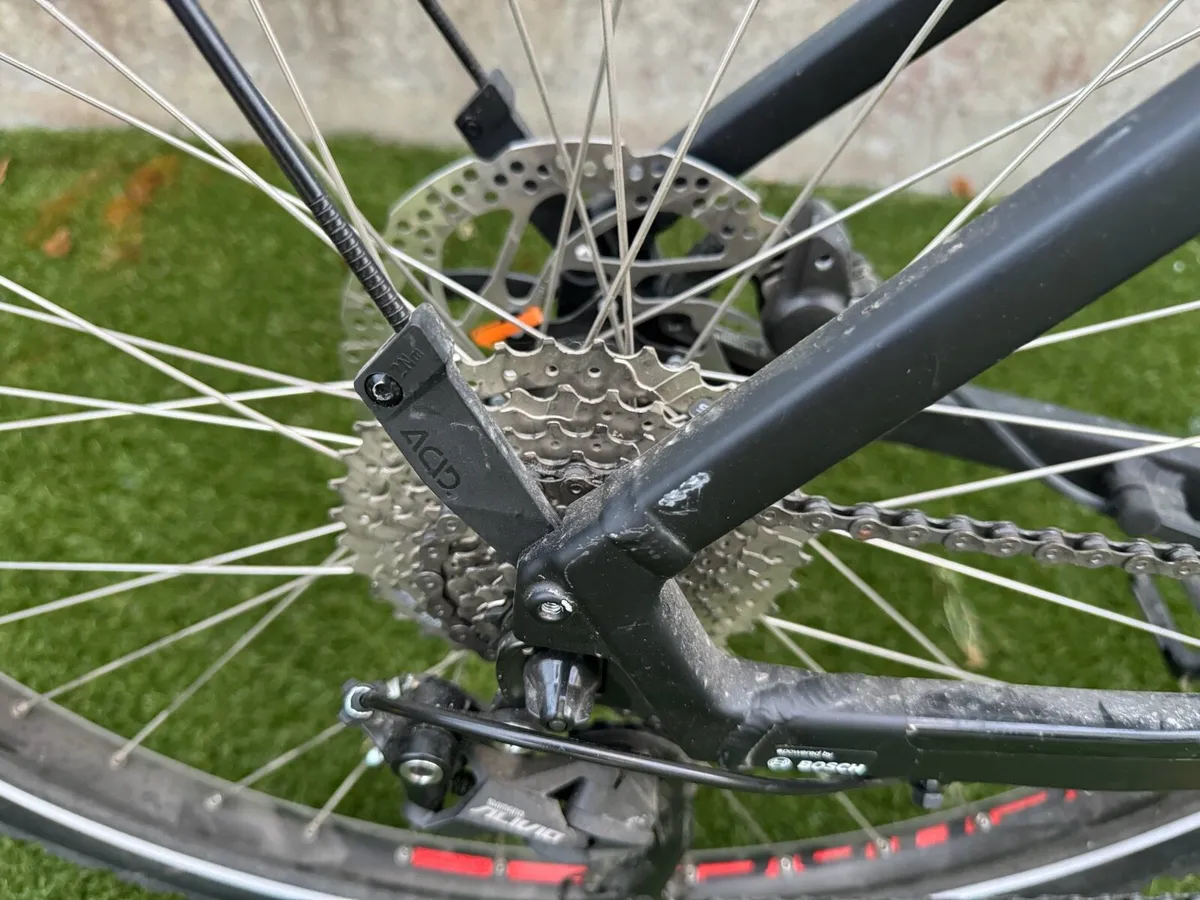 Cube Hybrid Electric bike - Image 3