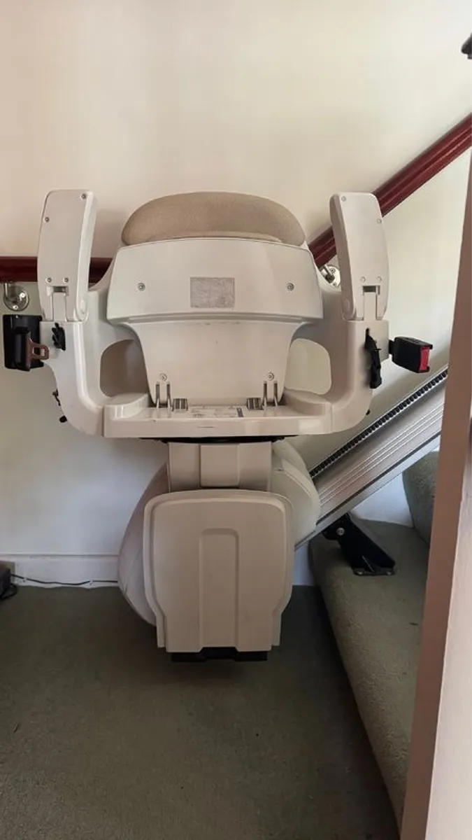 Fully functional Electric Stairlift 10Step - Image 2