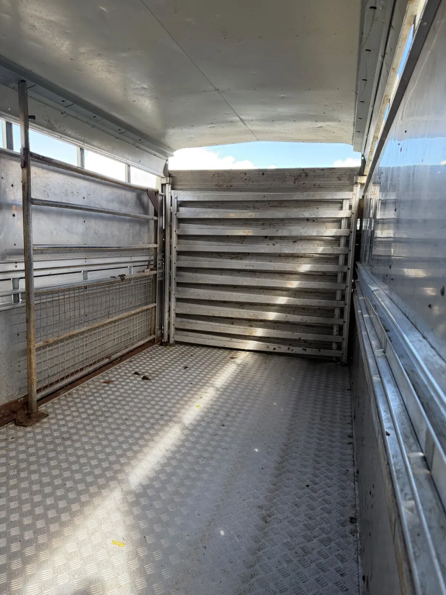 Ifor Williams livestock trailer - Image 1