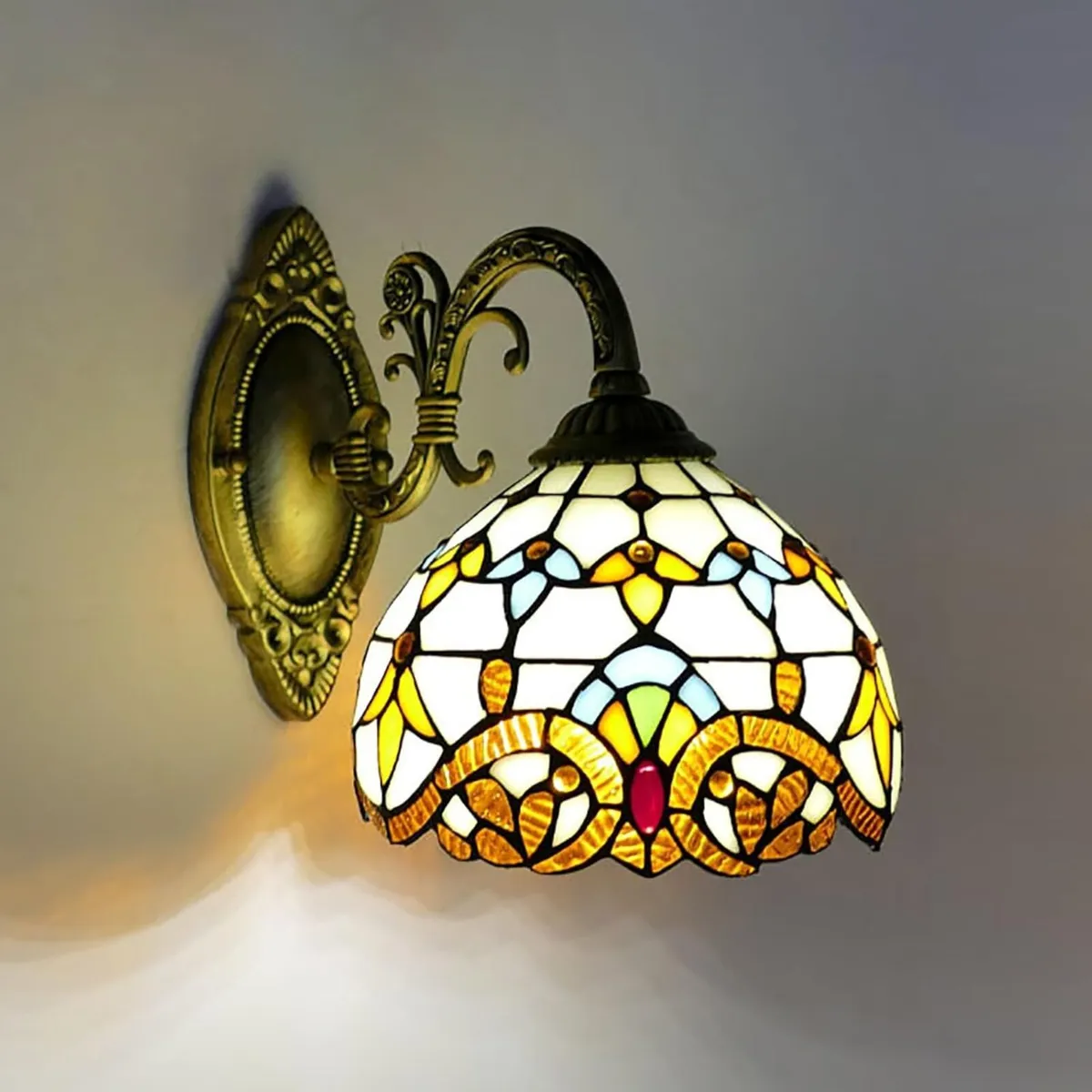 Tiffany Style Wall Lamp Baroque Stained Glass - Image 1