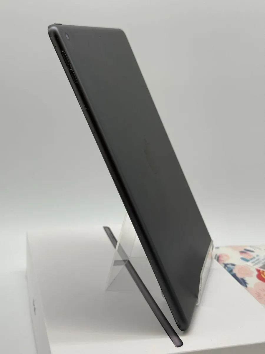 iPad 9th 64GB - Image 4