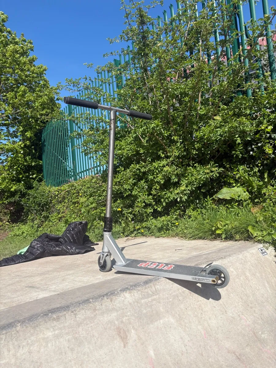 Stunt scooter - Image 1