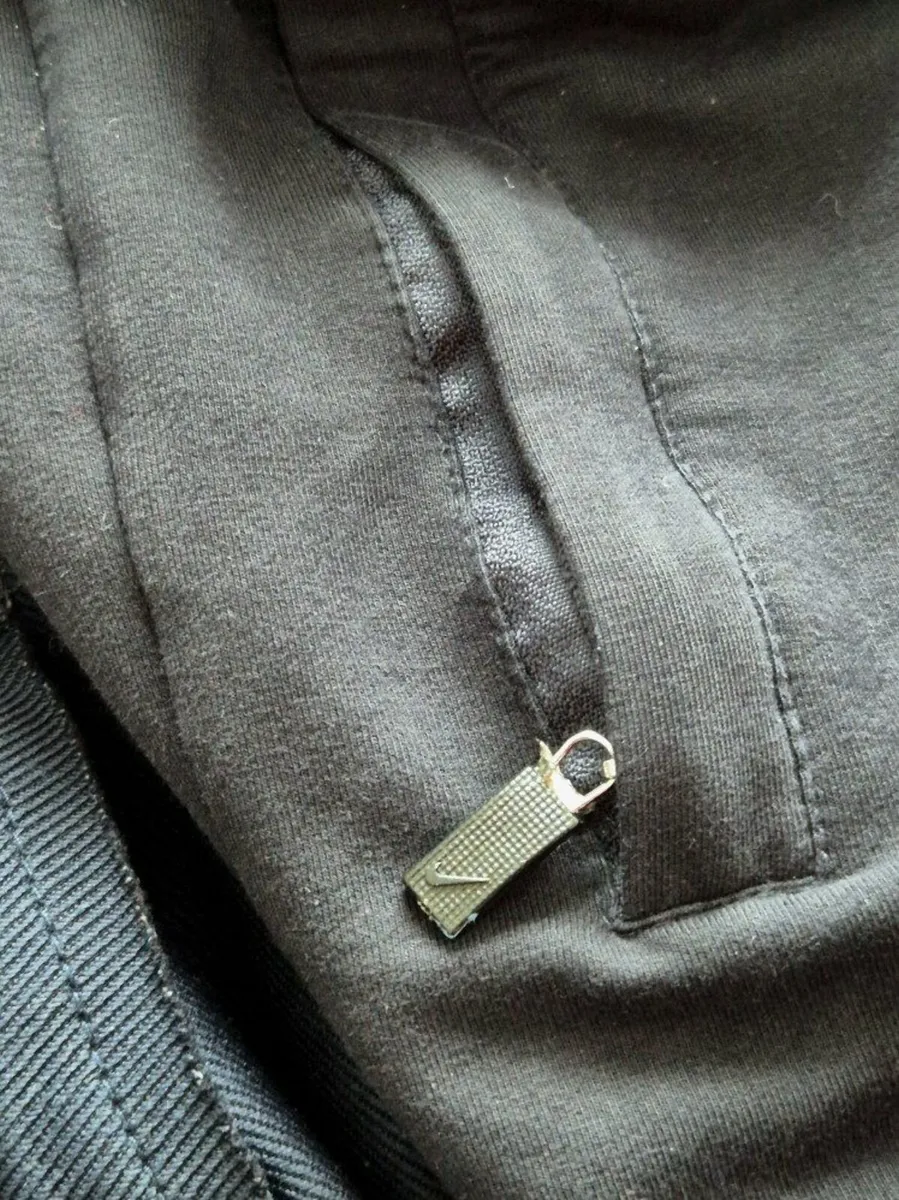 NIKE tracksuit - Image 4