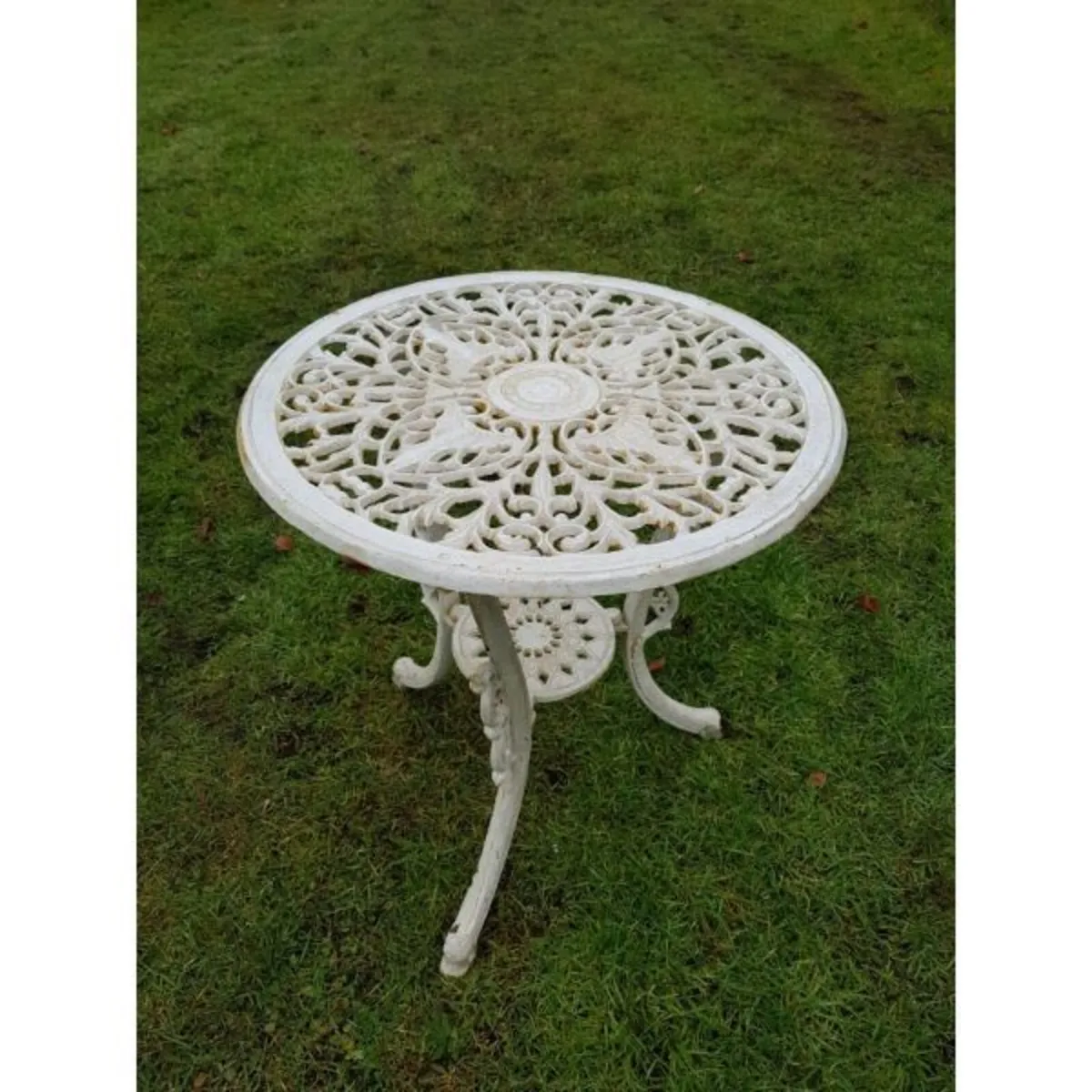 Cast Iron Table – Medium- Set – Style H - Image 3