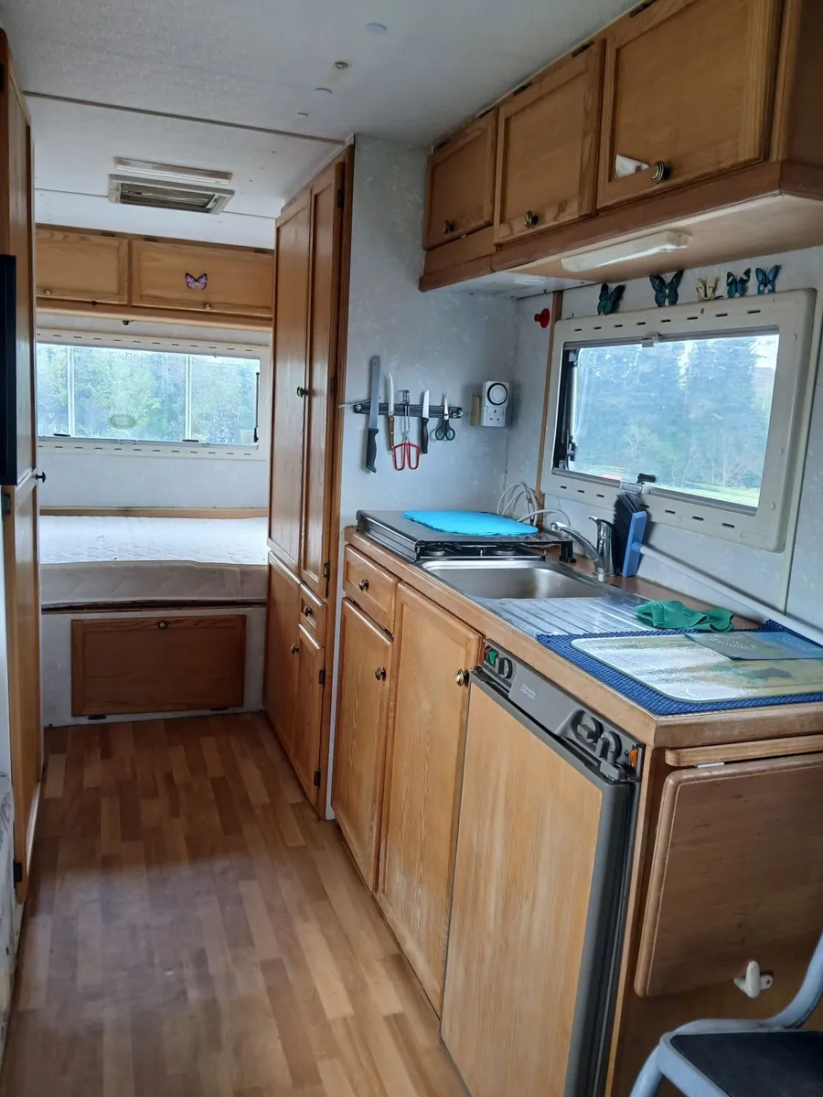 Campervan - Image 3