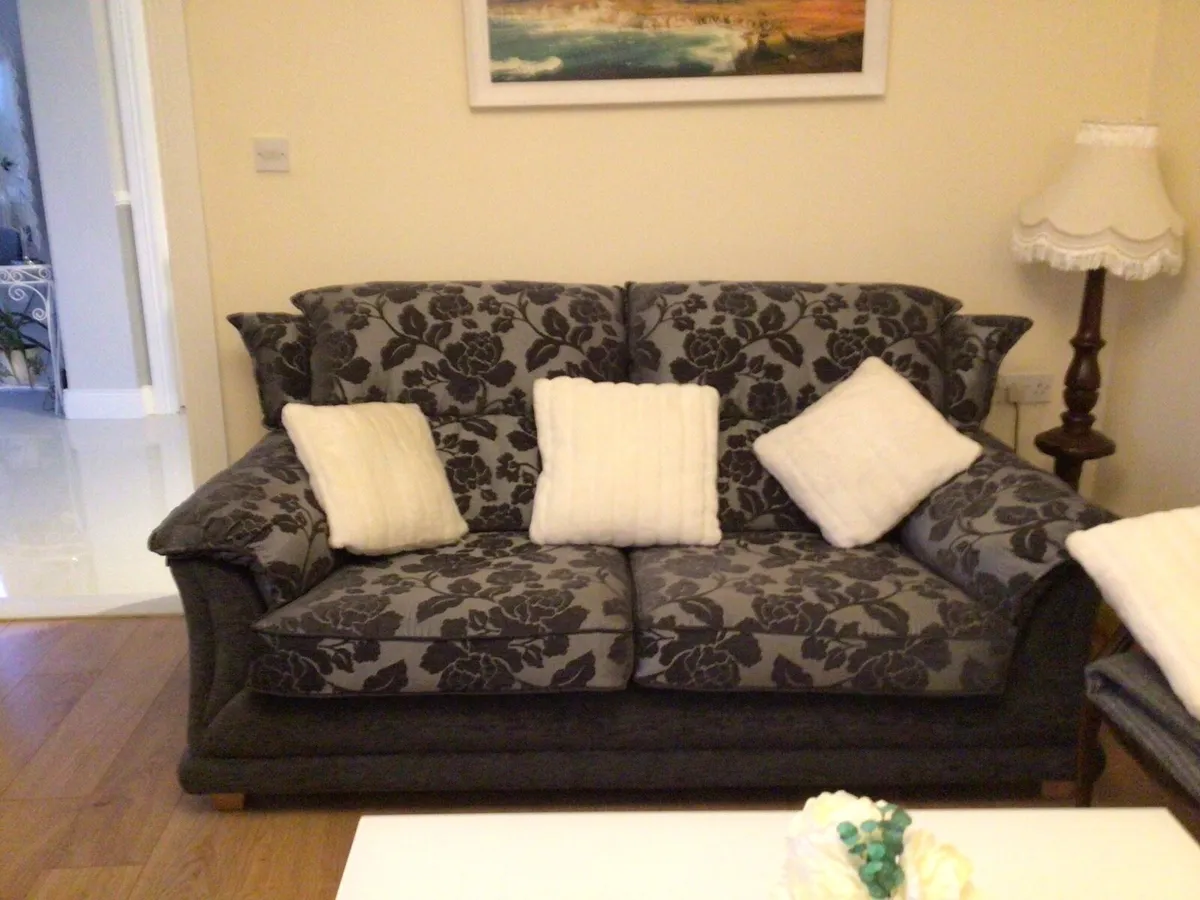 3 seater grey Sofa plus two arm chairs - Image 2
