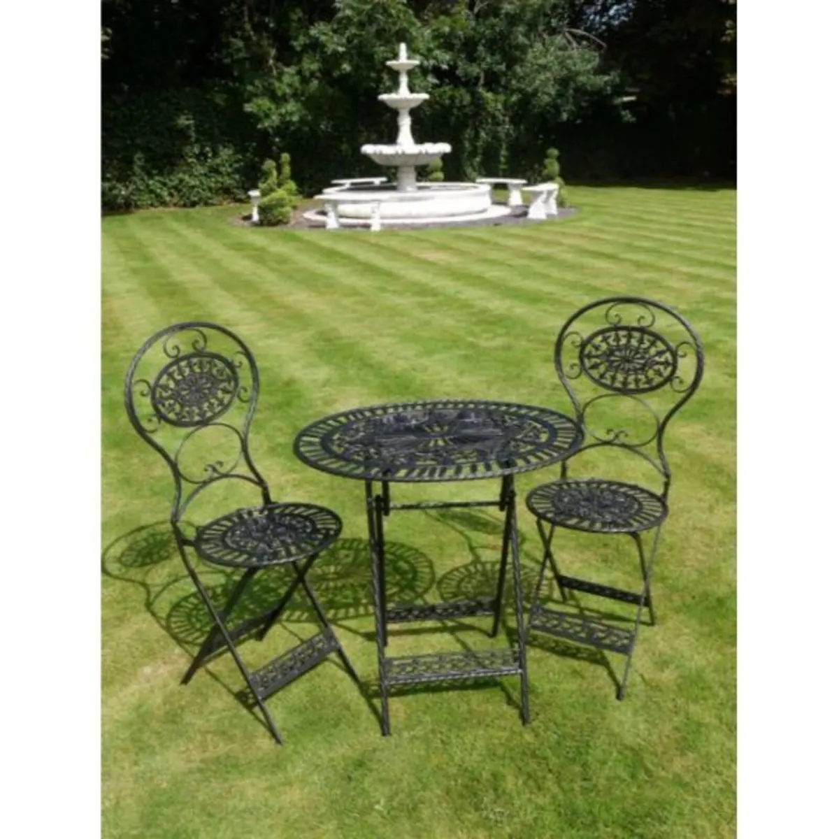 Two seater table and chairs – Oval Black – D1556
