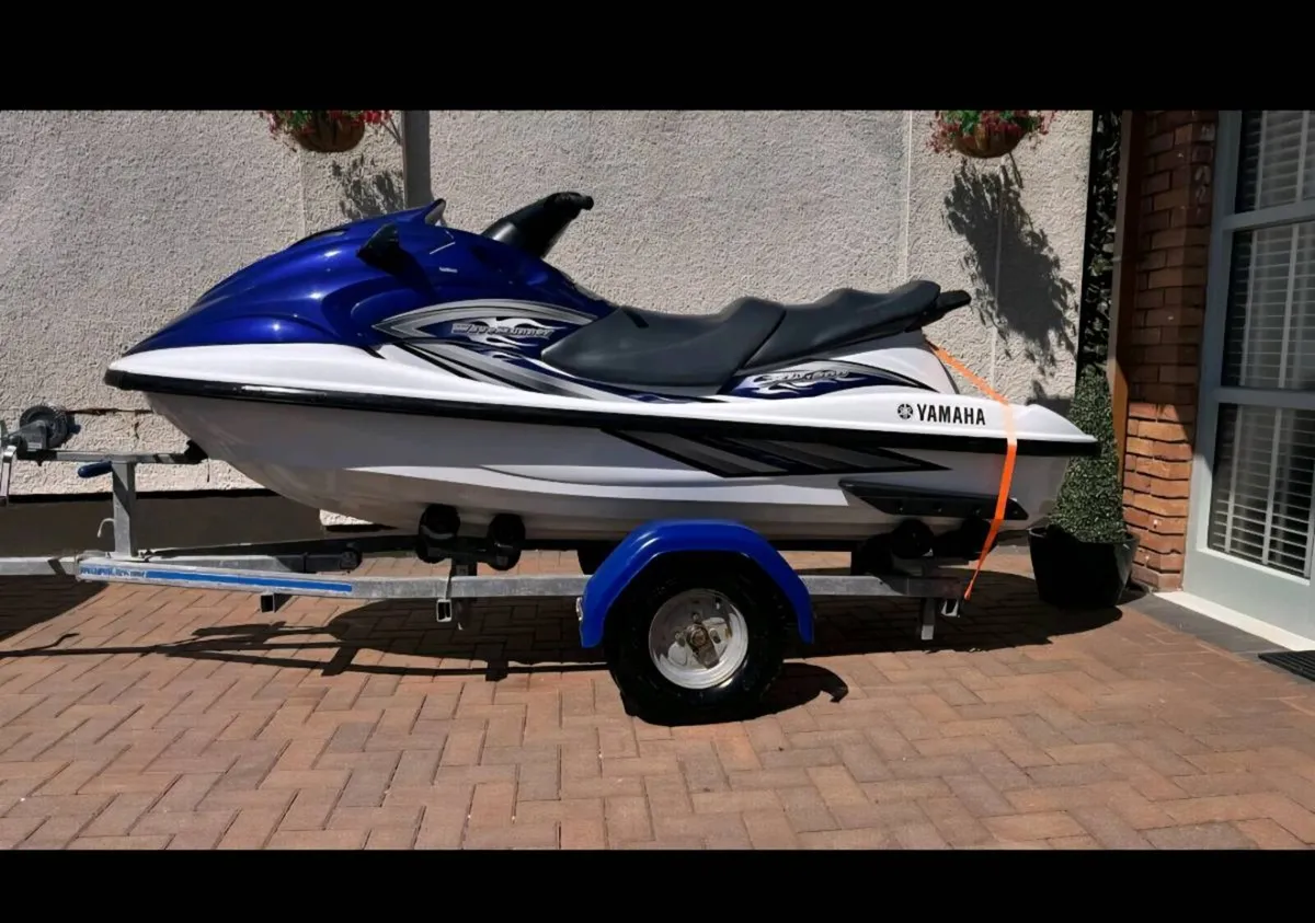 Jet ski Yamaha - Image 1