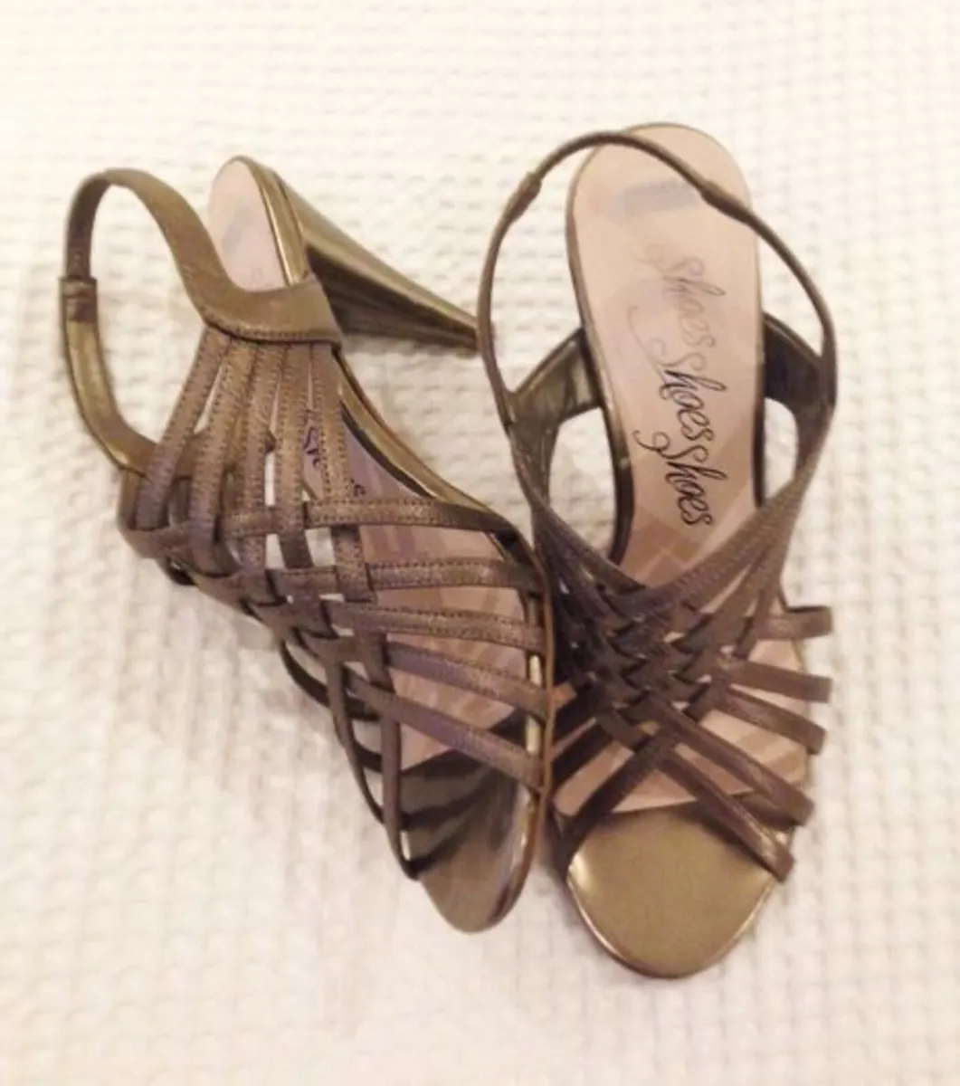 Gorgeous M&S Metallic Sandals: Size 5  AS NEW - Image 1