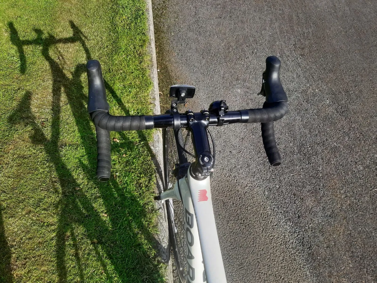 Boardman Team Carbon Road Bike – Ultegra – 53cm – - Image 3