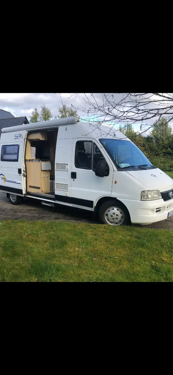 Camper Van - Image 3