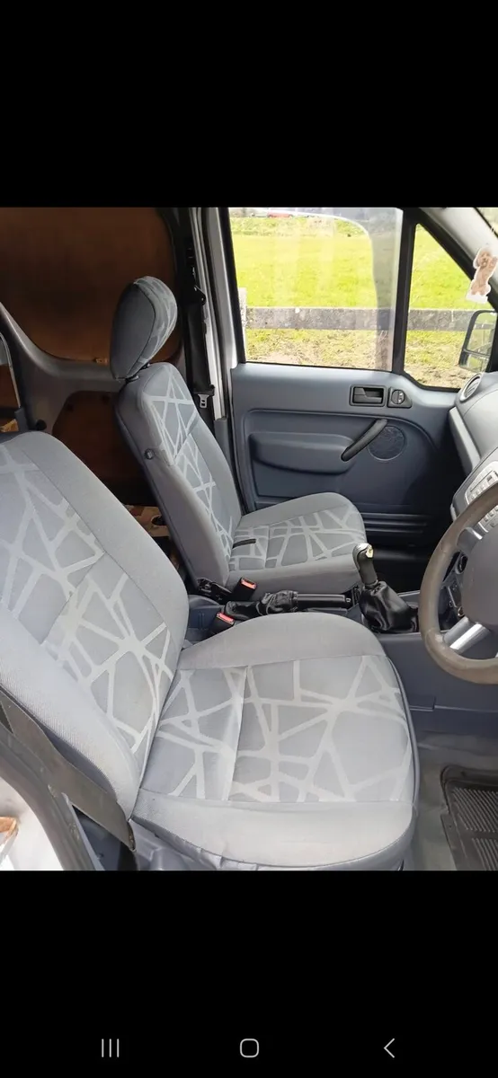 FORD TRANSIT CONNECT - Image 4