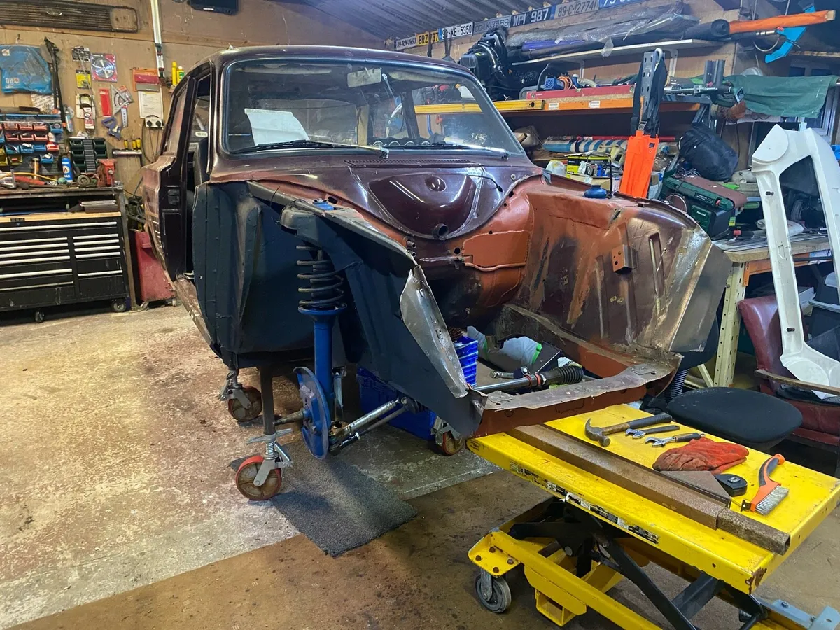 Mk1 Cortina 2 door shell - Image 2