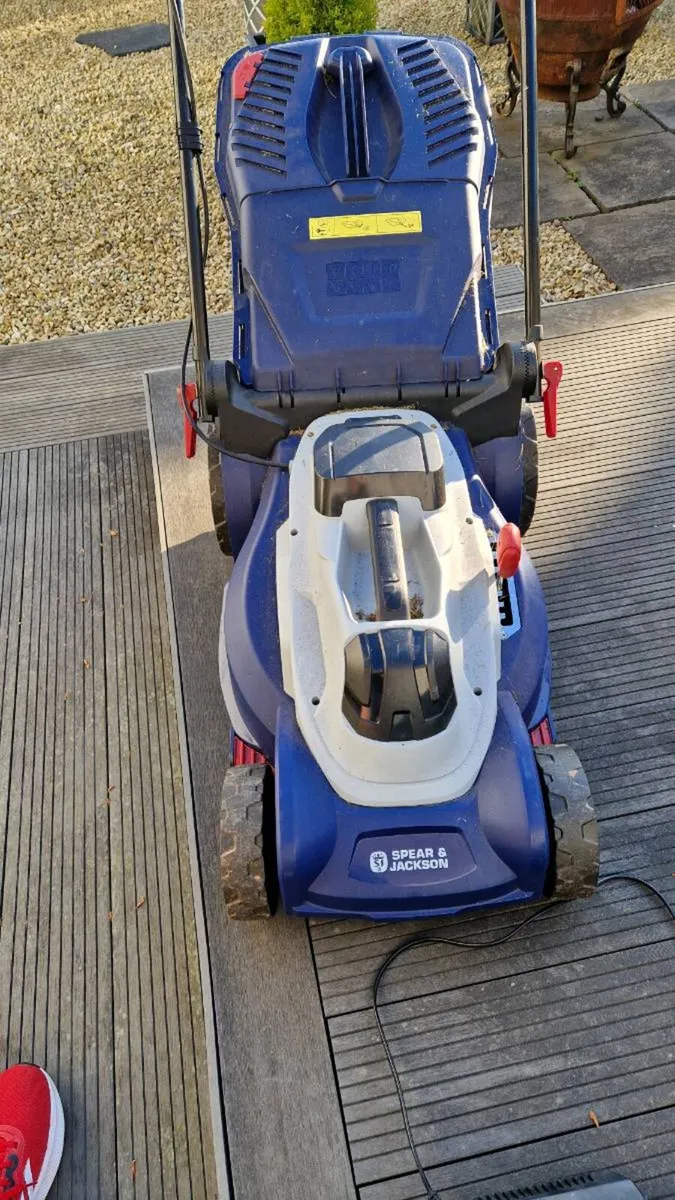 Spear&Jackson battery lawnmower - Image 3