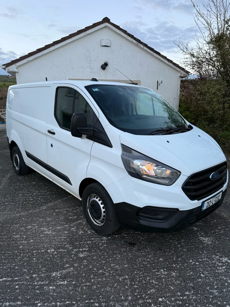 2021 Ford Transit Custom - Image 1