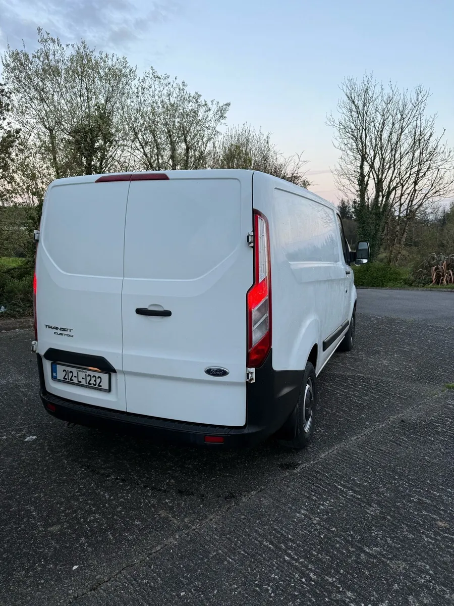 2021 Ford Transit Custom - Image 4