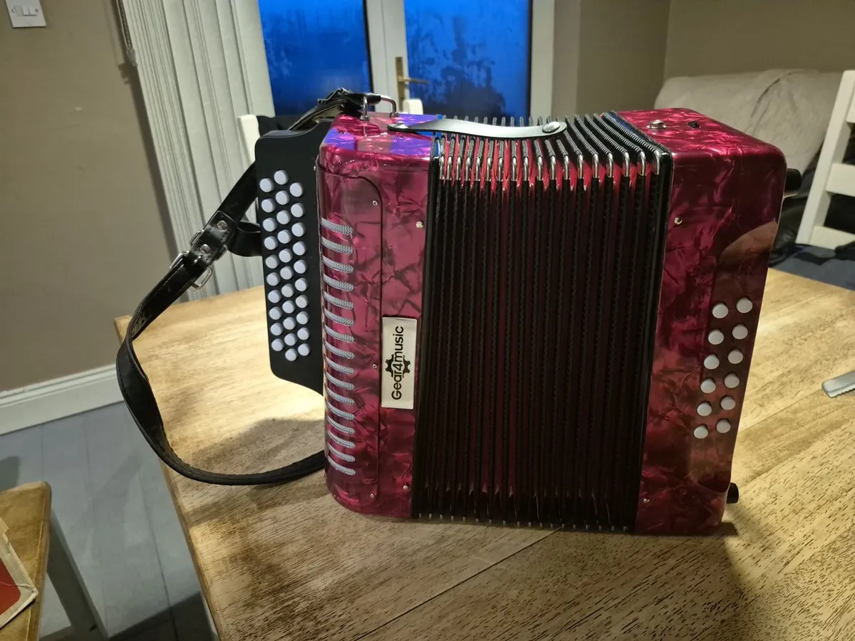 Accordian - Image 1