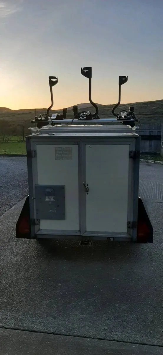 Camping trailer - Image 3