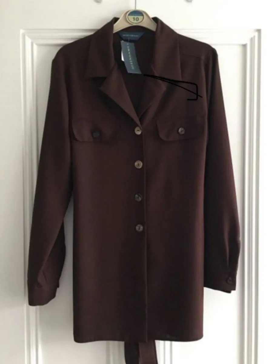 BRAND NEW Debenhams Belted Ladies Top: Size 10 - Image 4