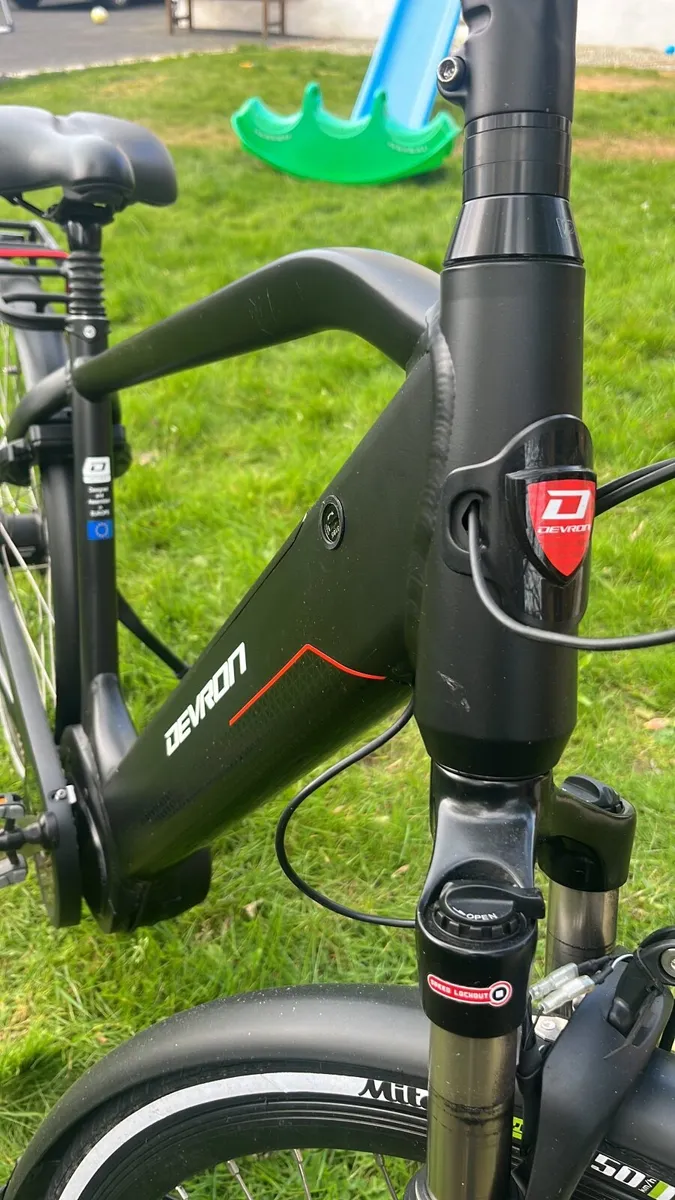 Devron e bike. Low mileage city bike - Image 3