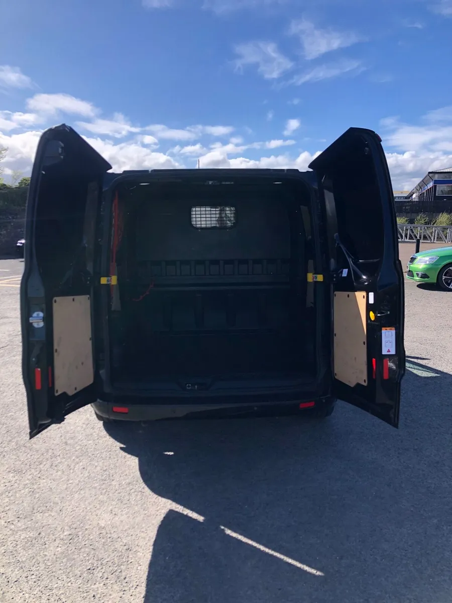 Ford Transit Custom 2020 - Image 1