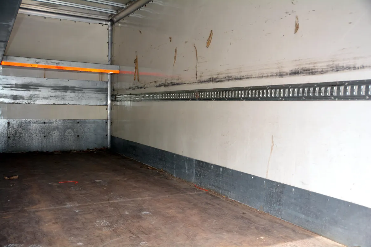 MAN TGL 20' Box & 1.5T Tail Lift - Image 3