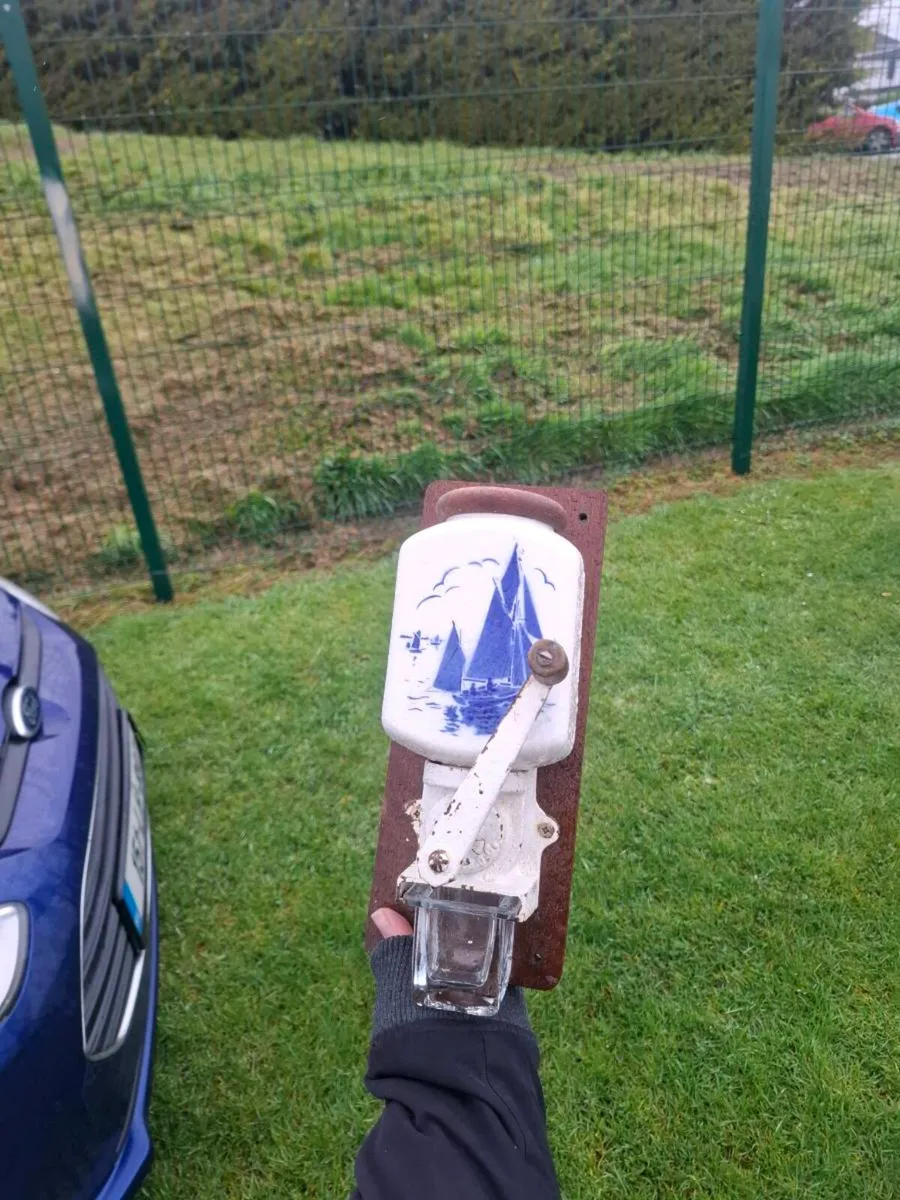 Wall coffee grinder postage possible - Image 1