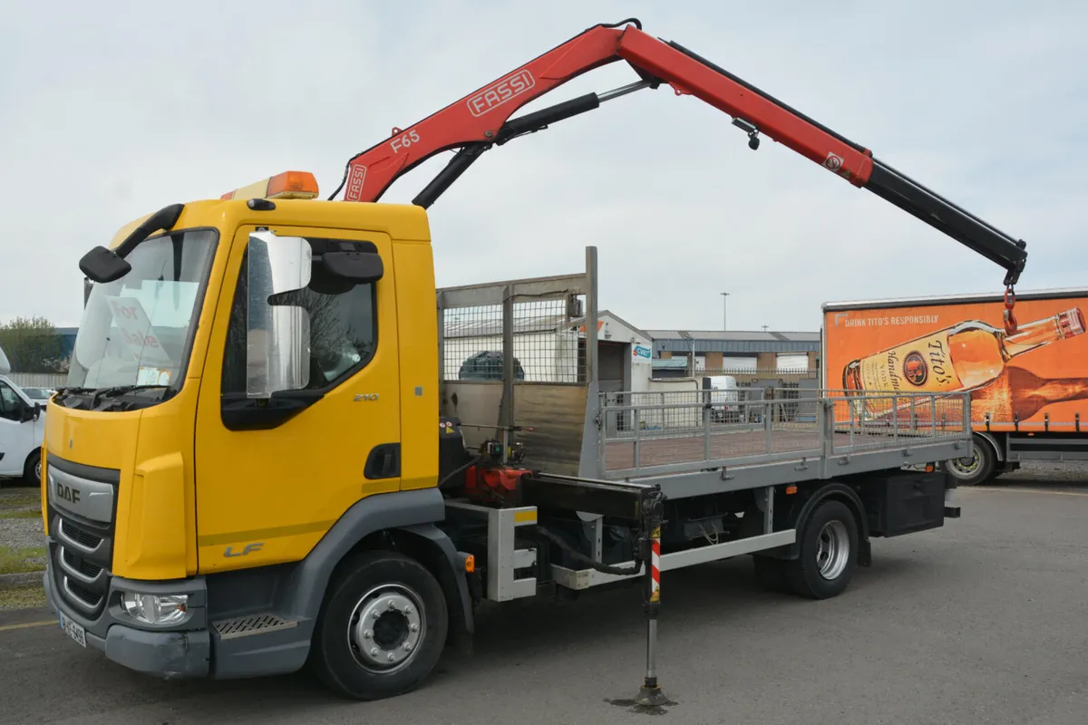 DAF 12T GVW dropside & Remote Fassi Crane - Image 1