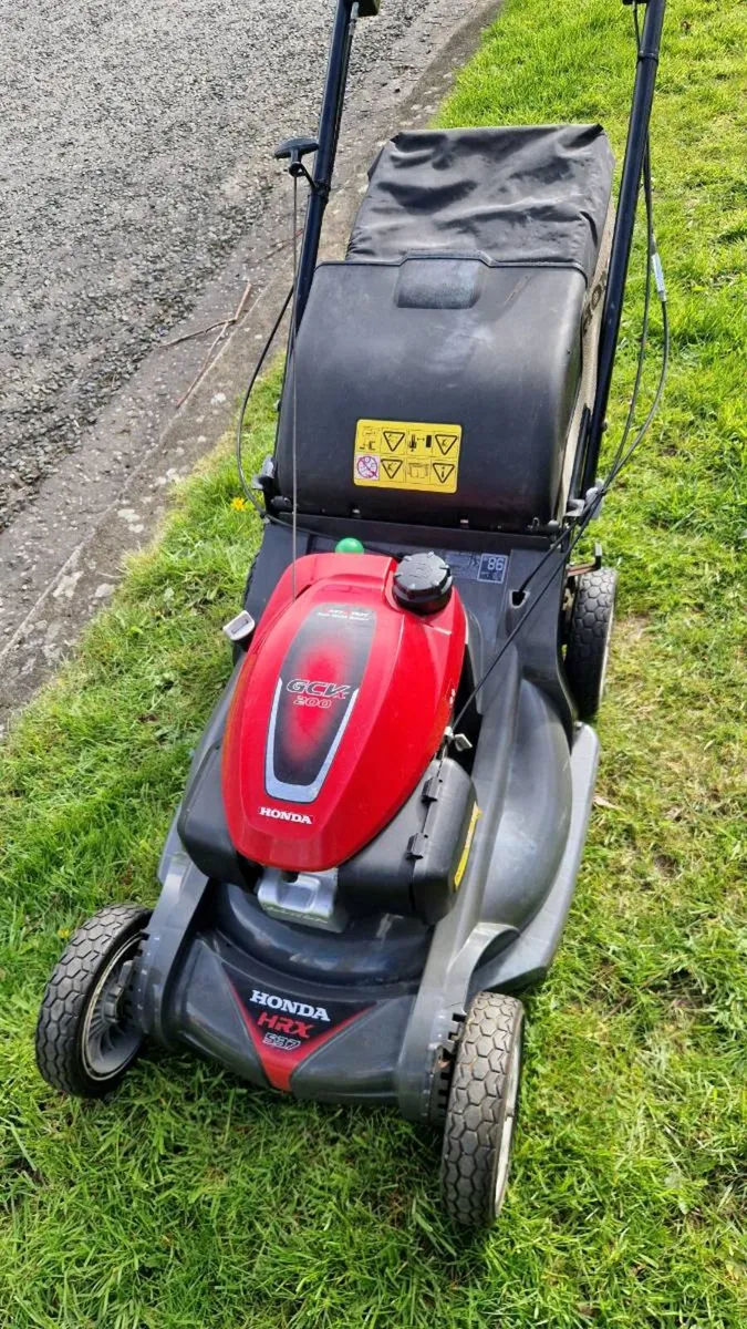 Honda HRX537 Lawn mower - Image 4