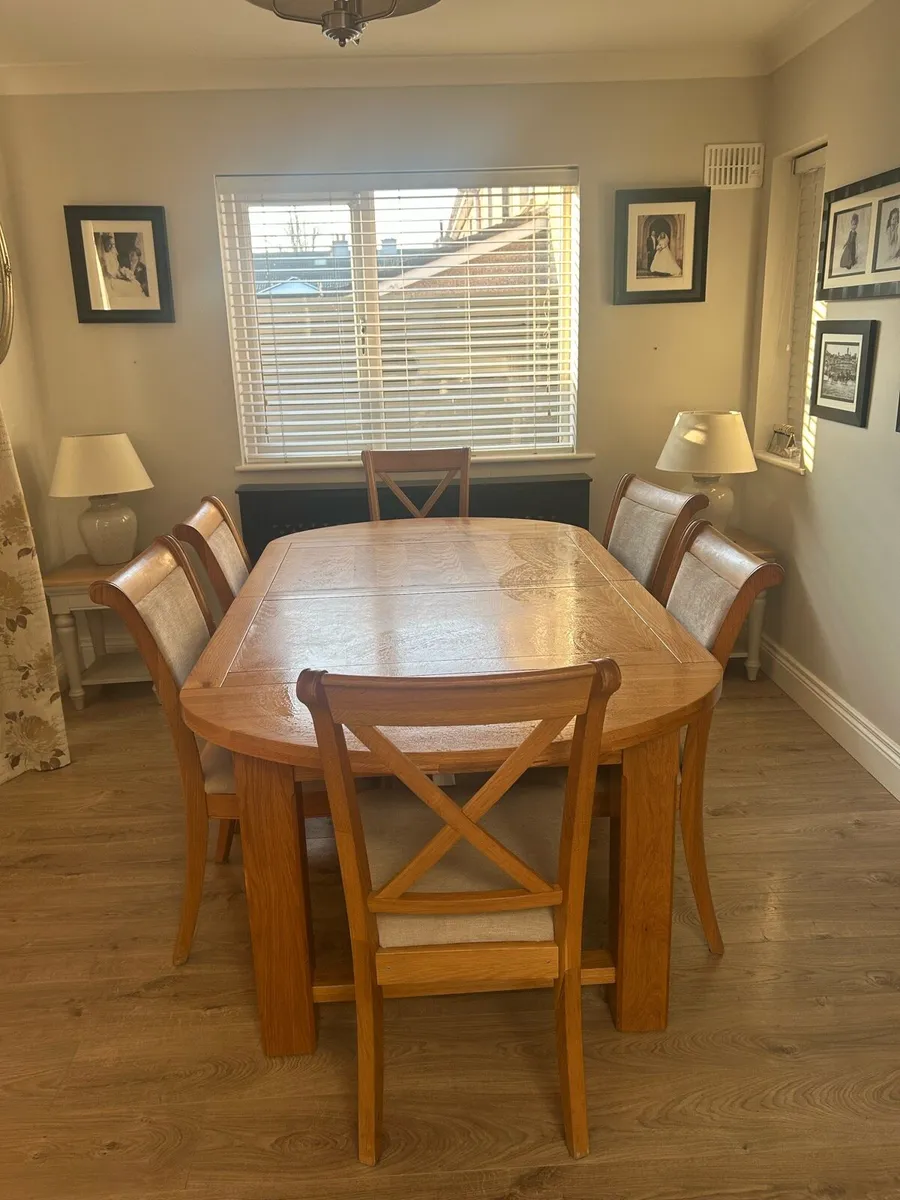 Dining table & 6 chairs furniture set - Image 1