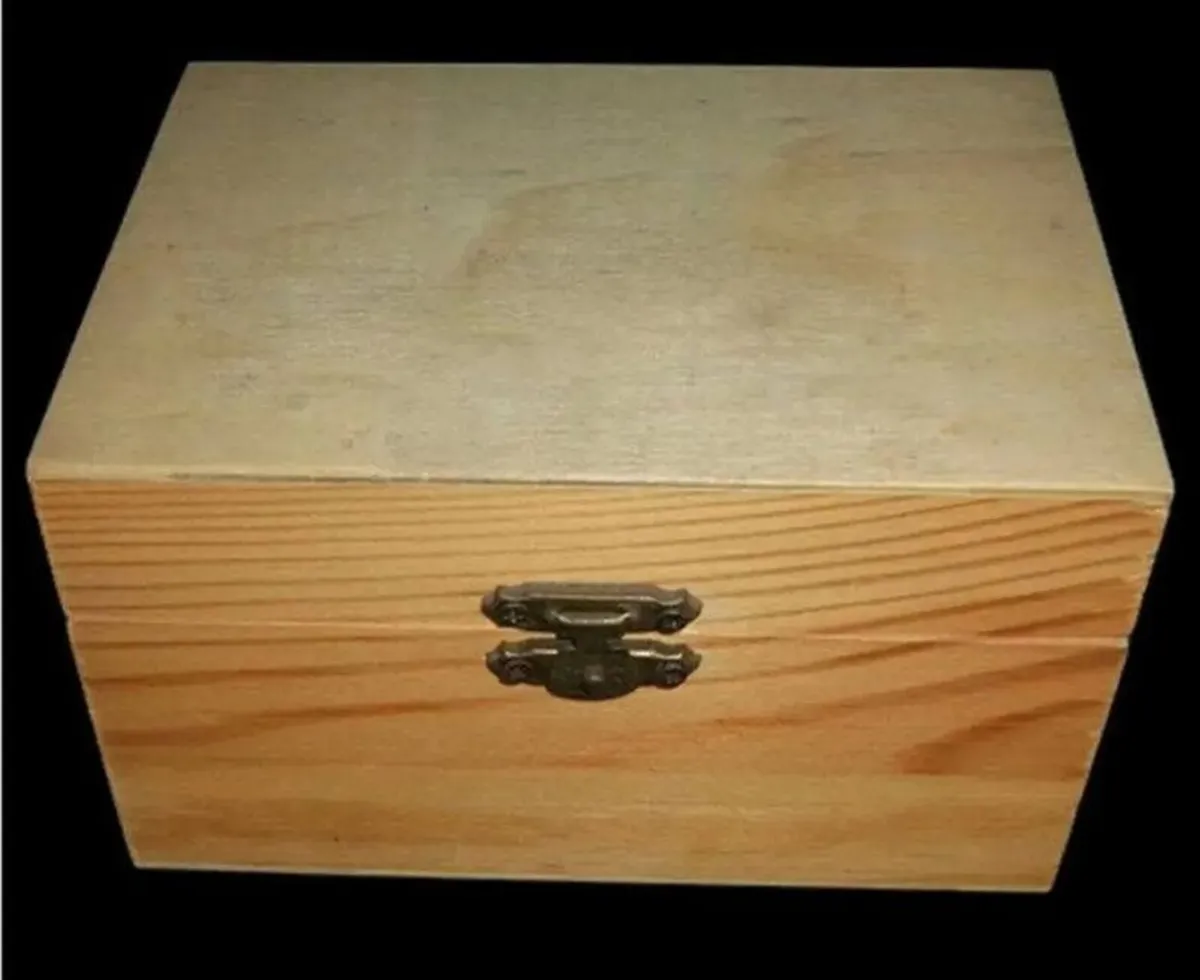 BNIB Iron Punch Set - Image 3