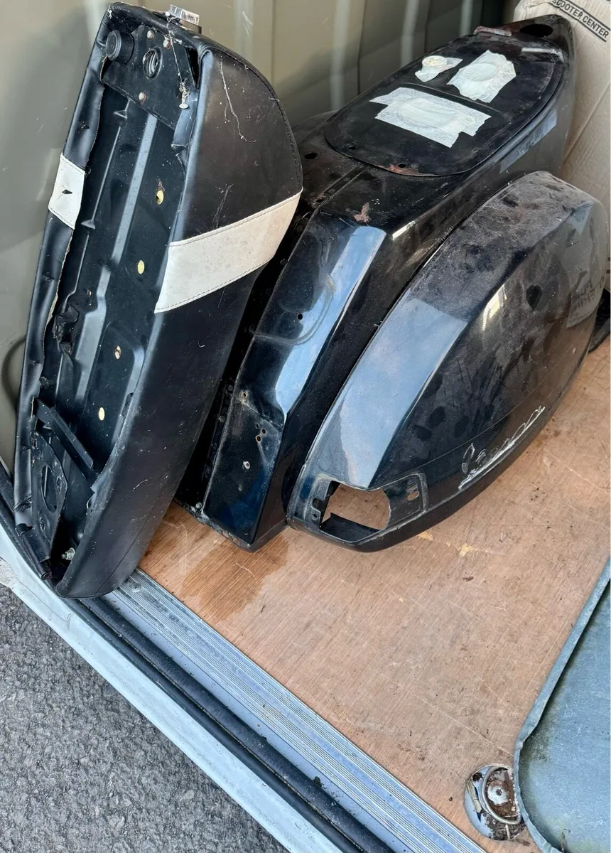 Vespa PX200 Project - Image 4