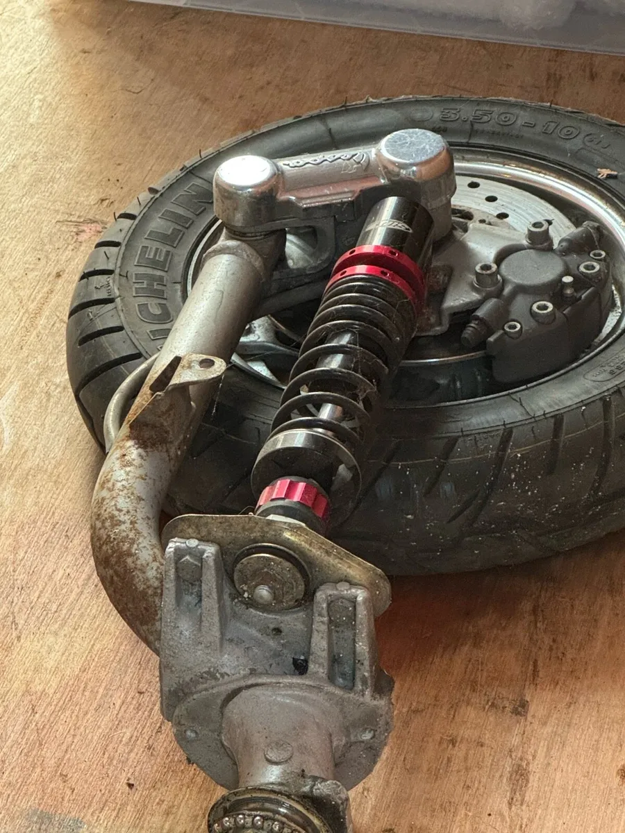 Vespa PX200 Project - Image 3