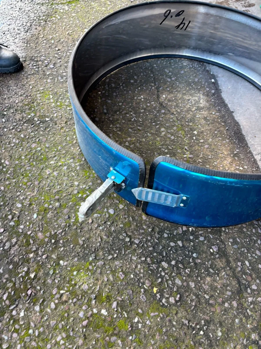 Toyota LandCruiser Wheel Cover - Image 1