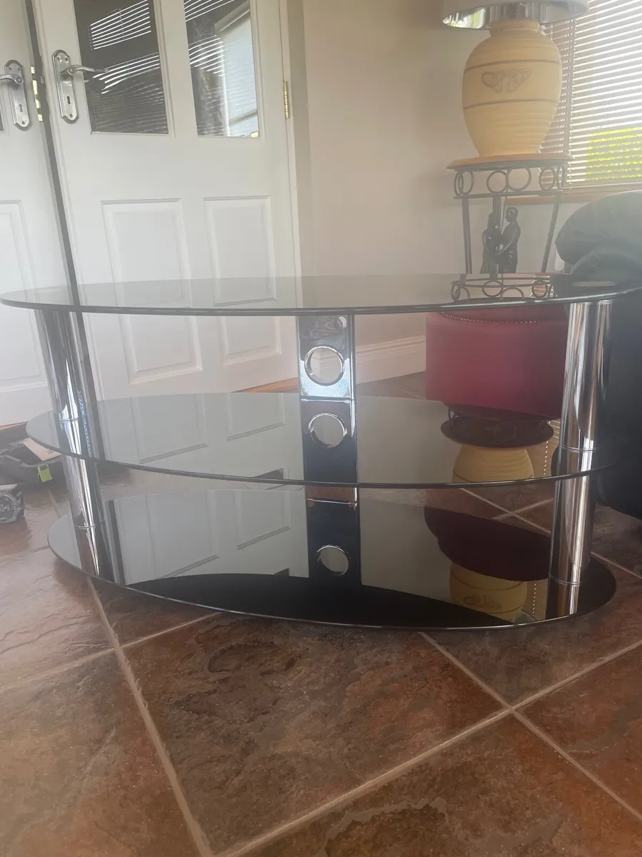 Glass TV and multimedia Stand - Image 1