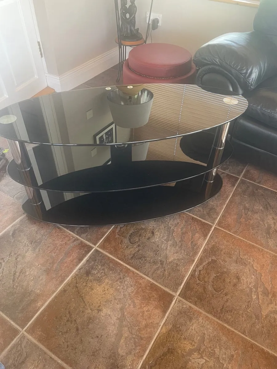 Glass TV and multimedia Stand - Image 4