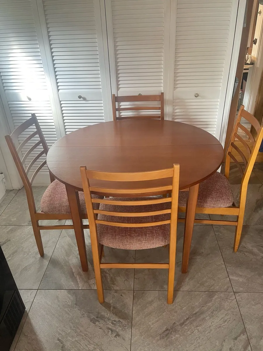 Mid century dining - Image 1
