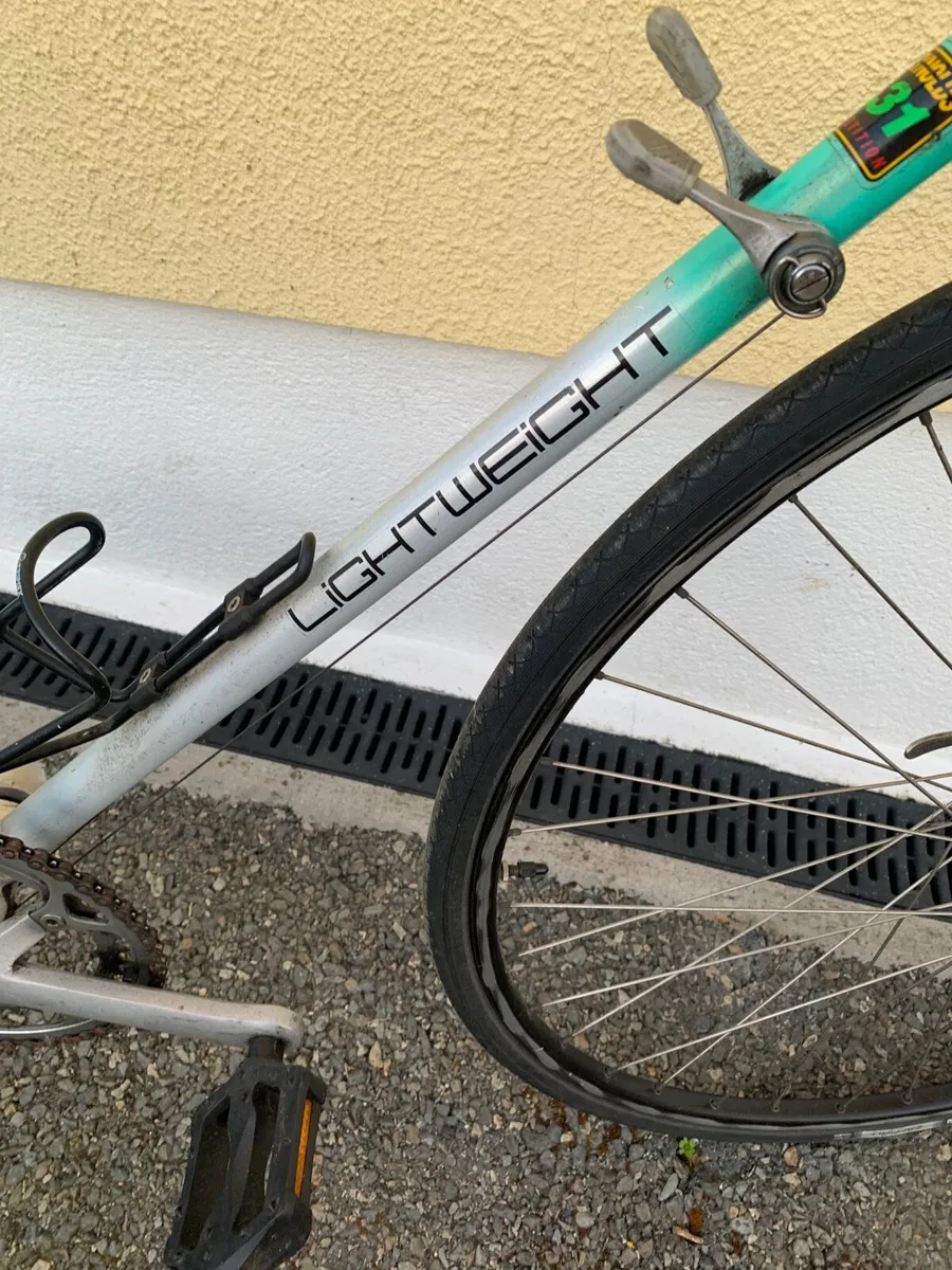 Racing Bike - Image 2