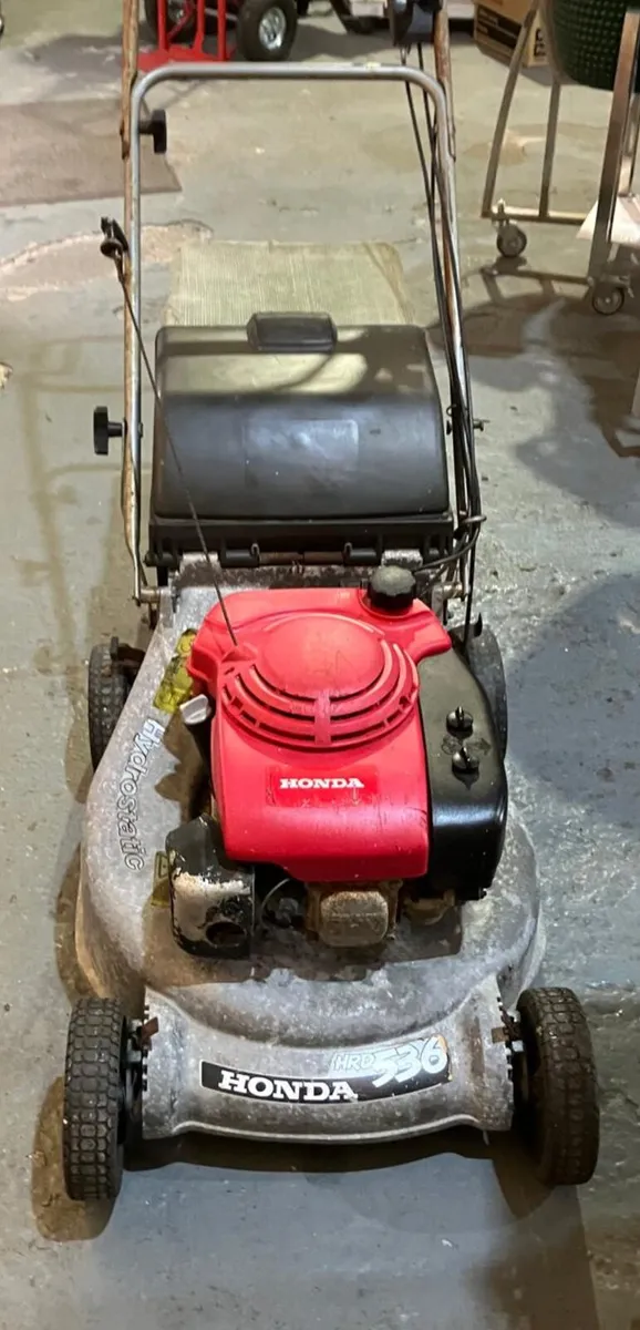 Honda HRD 536 Lawnmower