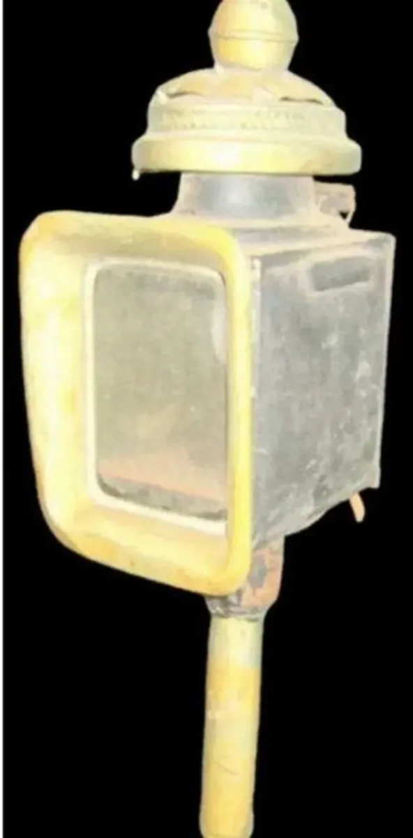 Vintage Original Carriage/Buggy Lamp - Image 4