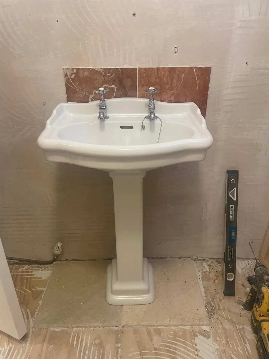 Wash Hand Basin and Pedestal