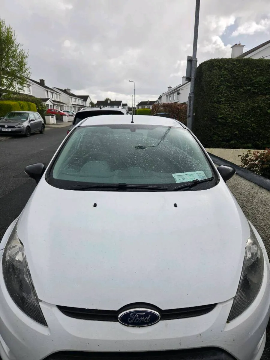 Ford fiesta van - Image 1