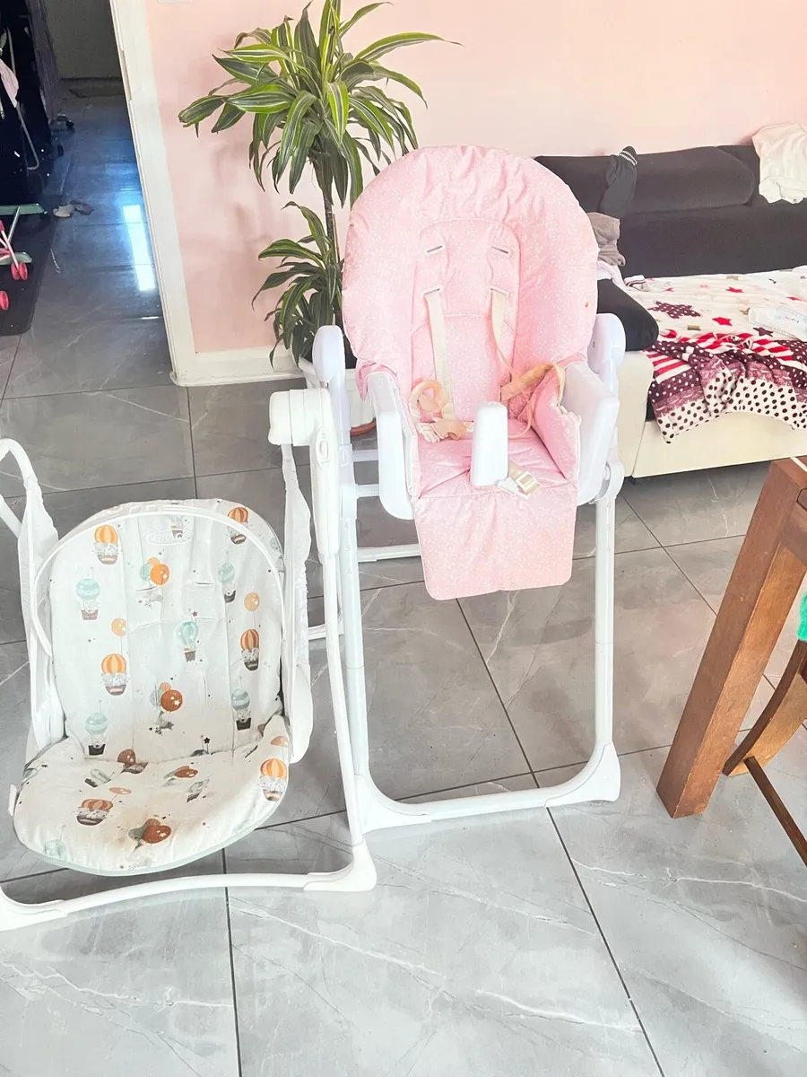 Baby seat and swing - Image 1