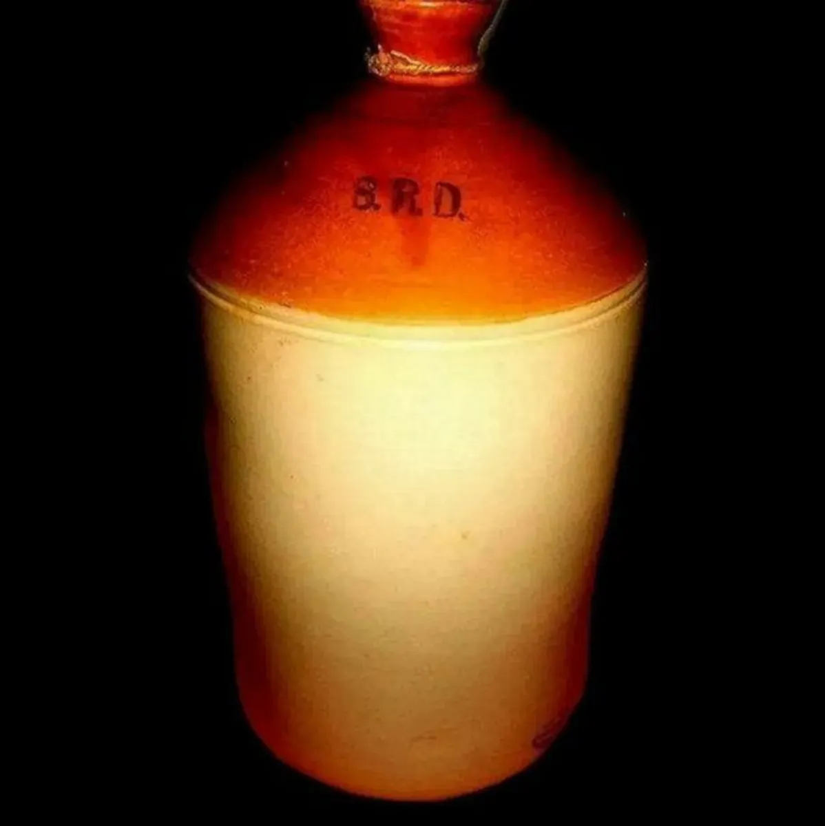 WW1 Officers Rum Jar - Image 1