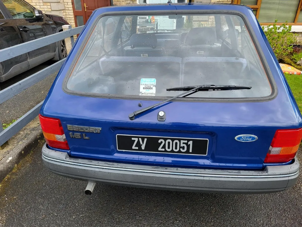 Ford Escort 1986 - Image 3